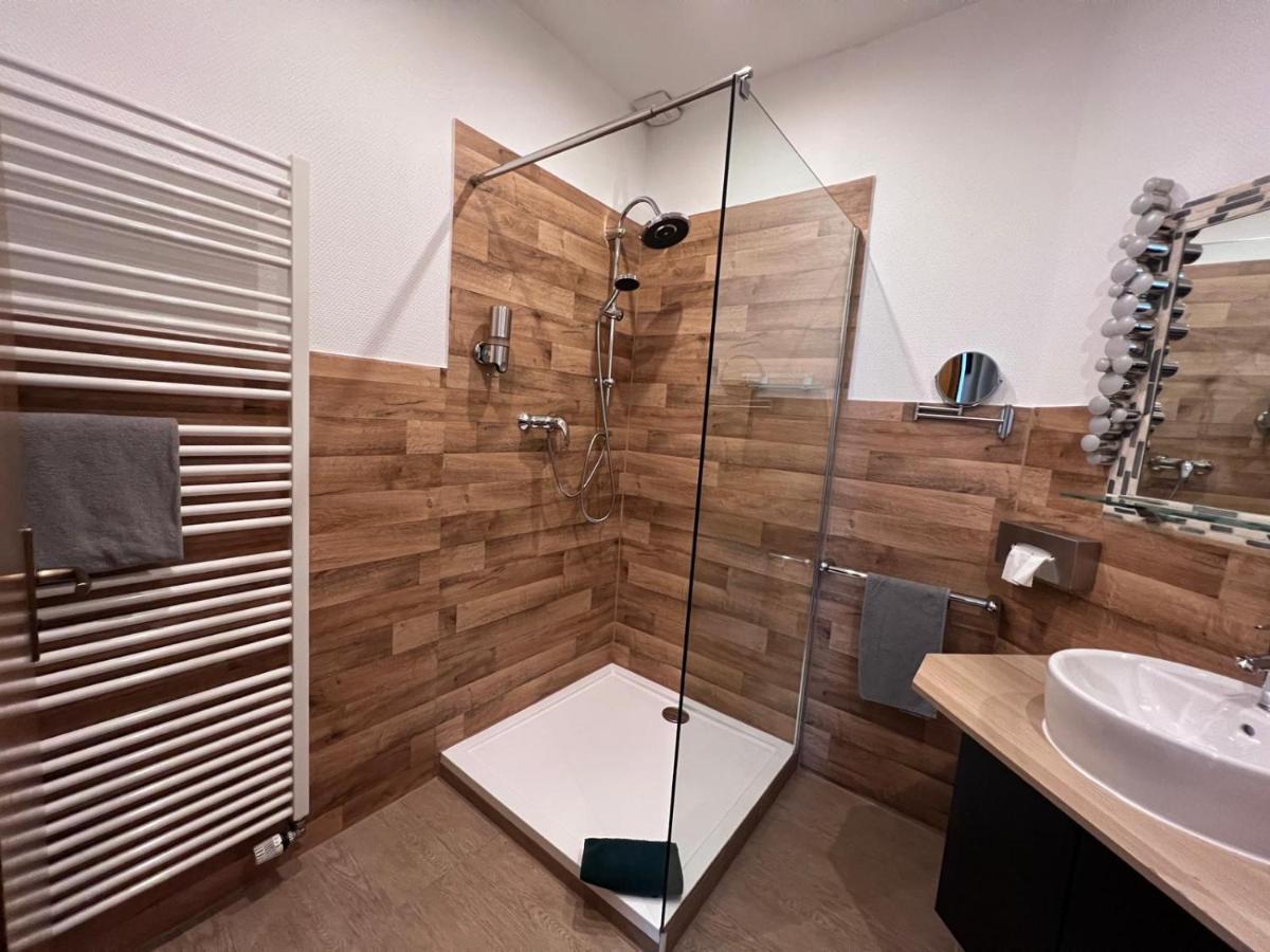 Hotel Am Vogelsang - Housity