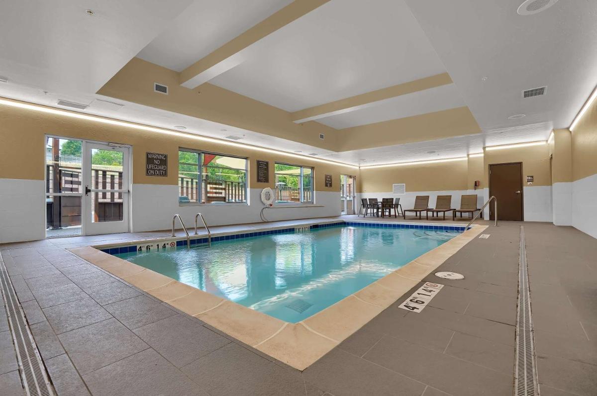 Best Western Plus Executive Residency Fillmore Inn - Hizvo