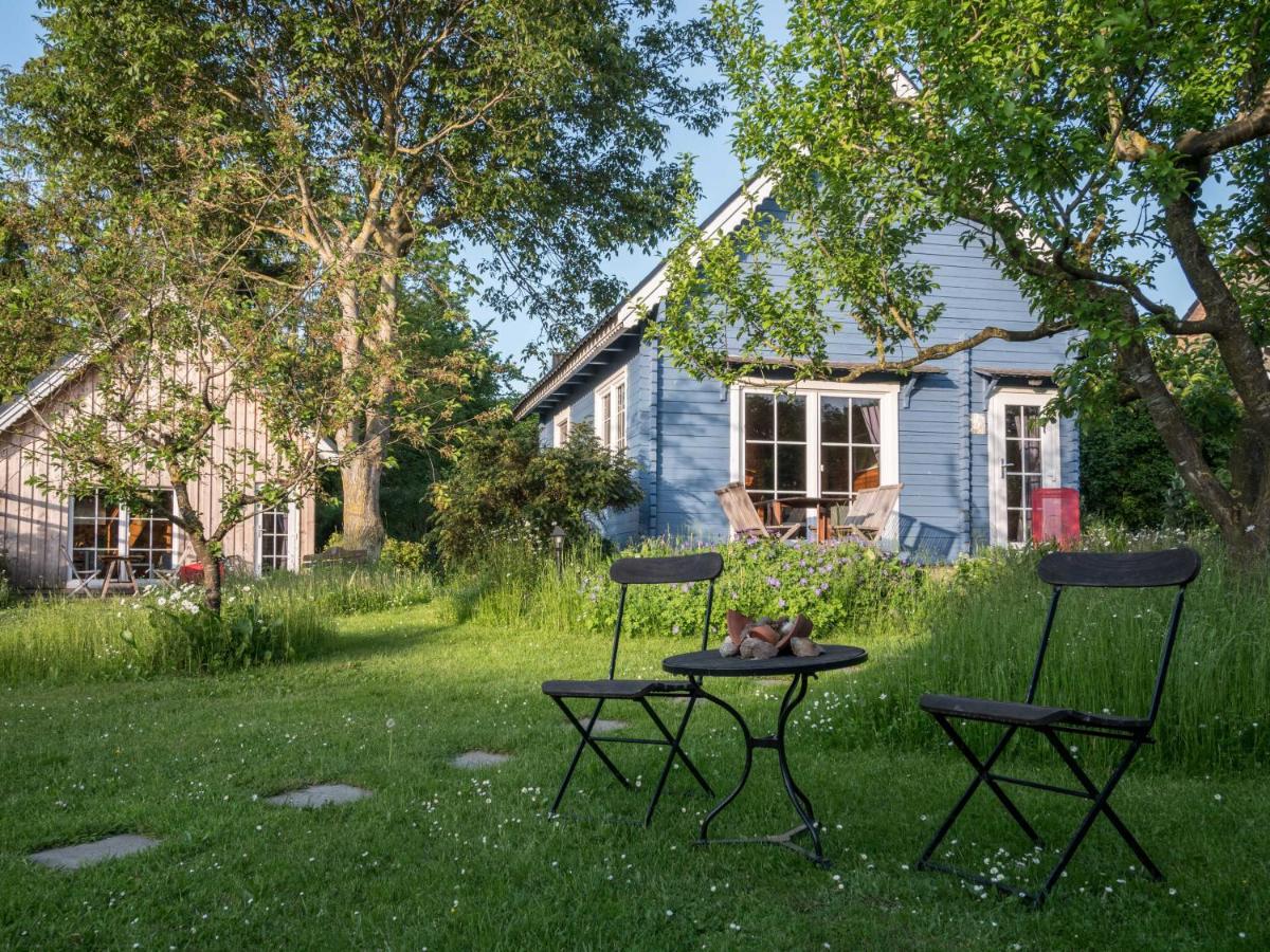 Schmidt's Ferienhäuser bei Zingst - Housity