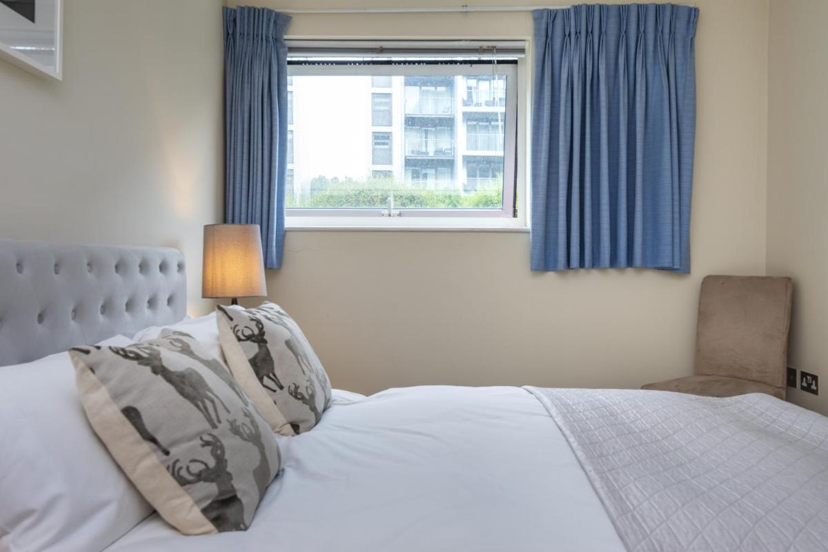 Riverside Apartment - Housity
