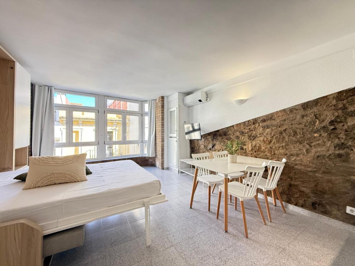 Agi Pi Sunyer Apartments - Housity