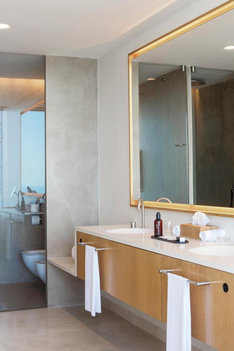Un baño de Akelarre - Relais & Châteaux