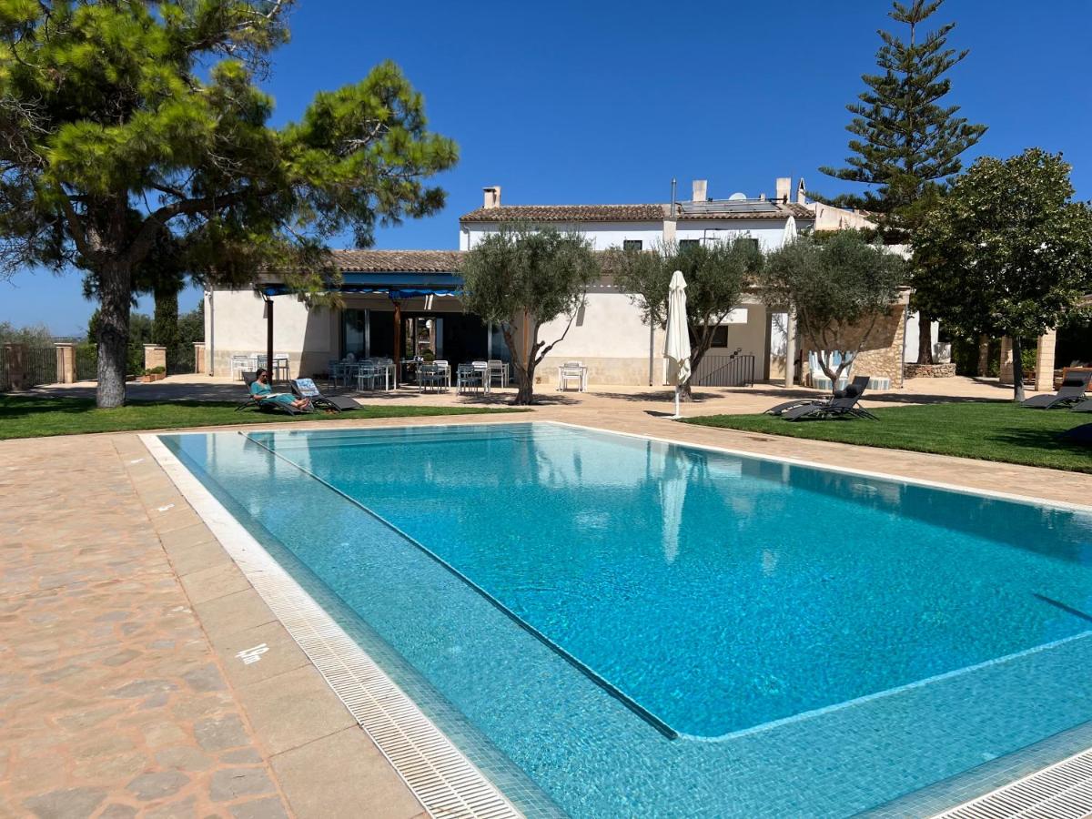 Mater Ariany - Housity