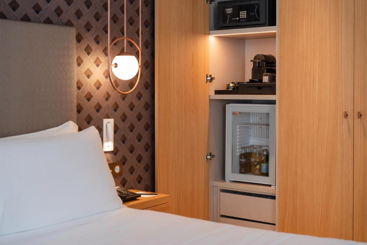 Una cocina o zona de cocina en UMusic Hotel Madrid