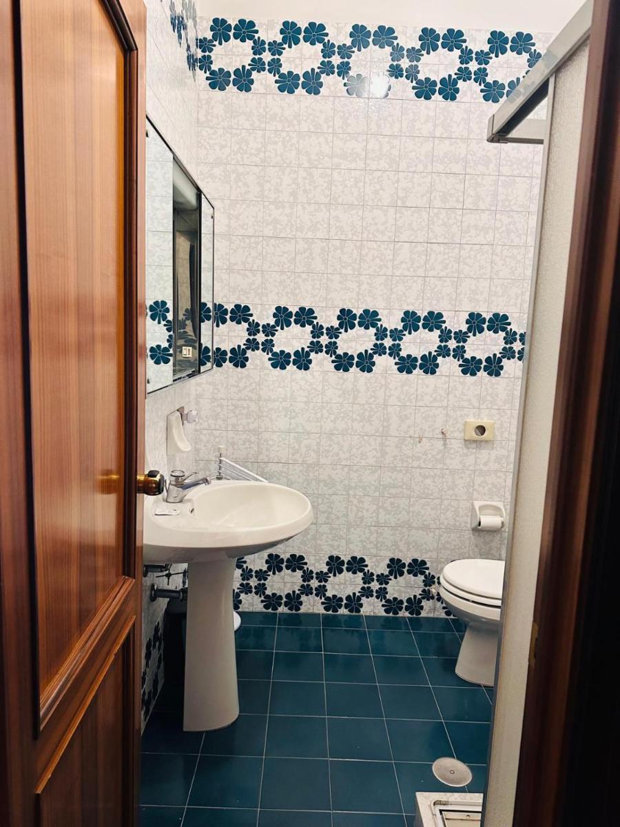 Hotel Business - Housity