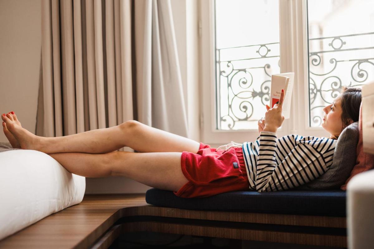 Clients de l'établissement Maison ELLE Paris