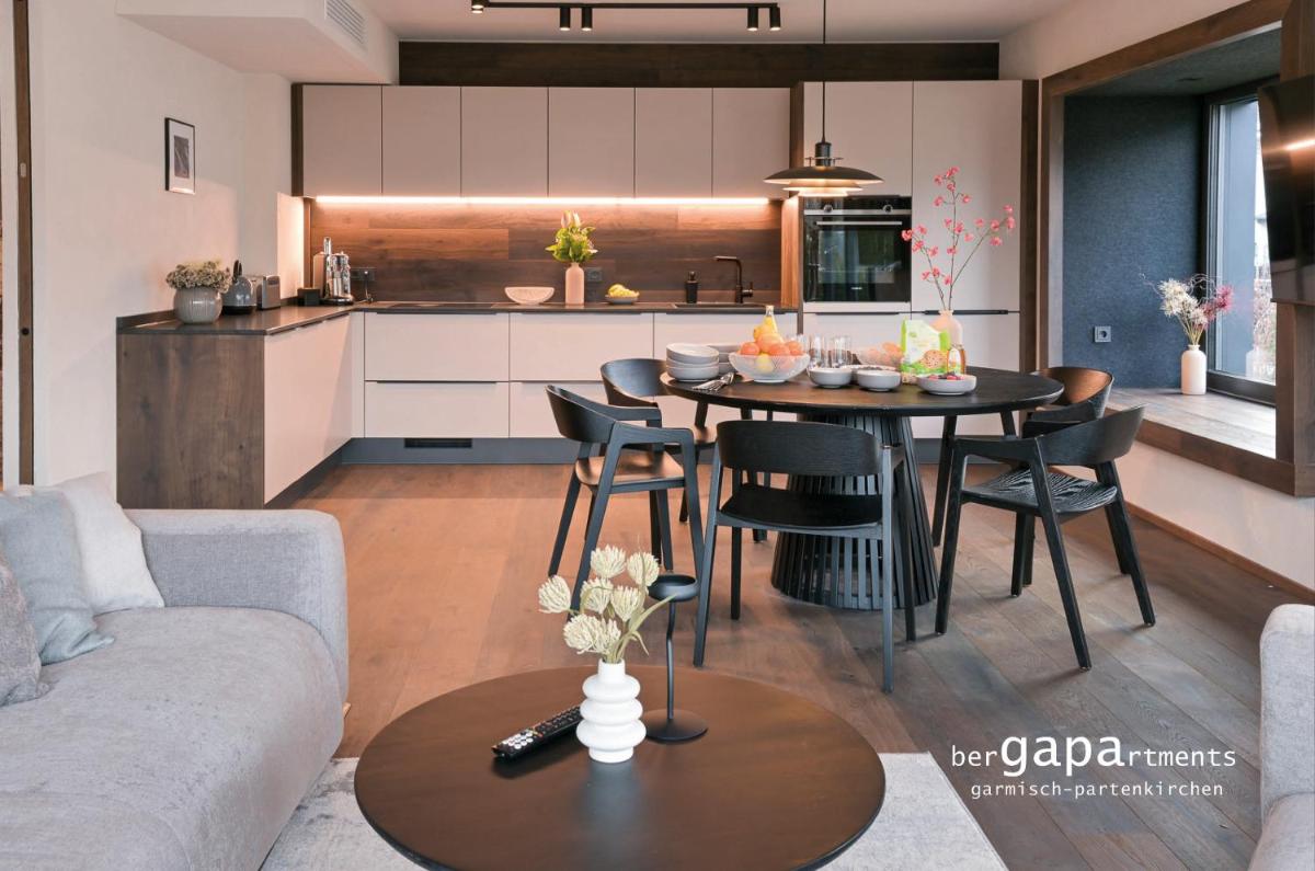 BergRetreat mit Sauna & Garten - Housity