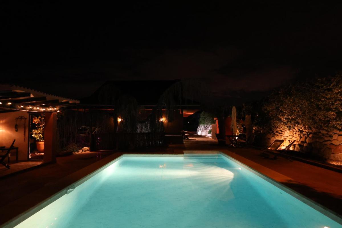 El Cedre Blau Vivienda con piscina en Granollers - Housity