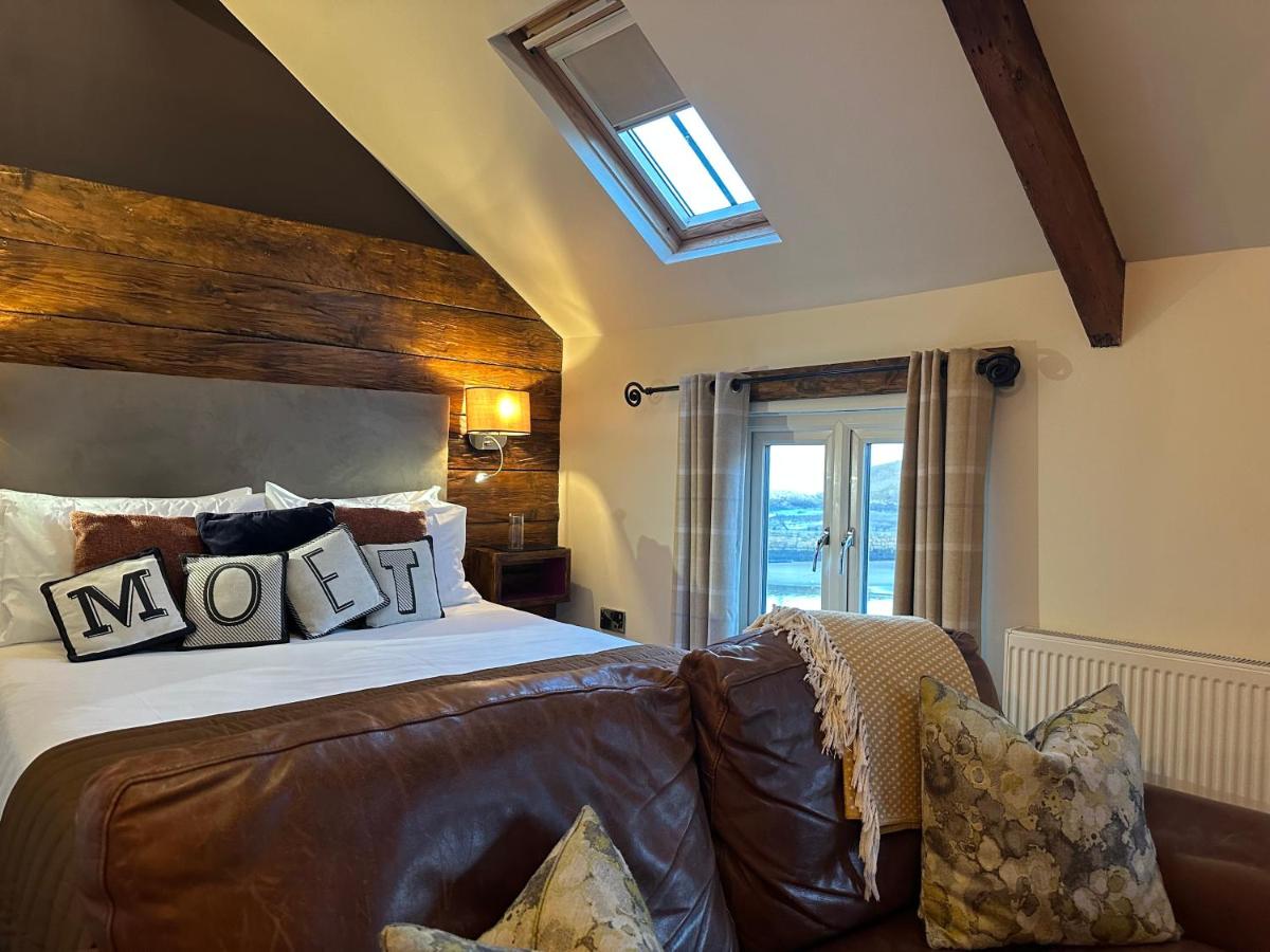 Harrys lounge - Housity