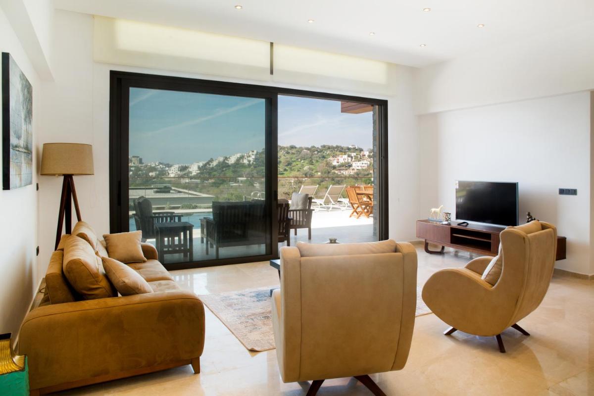 Green Park Villas by Important Group Travel - Housity