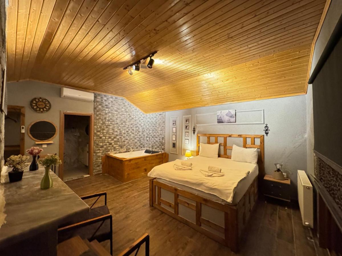 Taş Mahall Luxury Hotel - Housity
