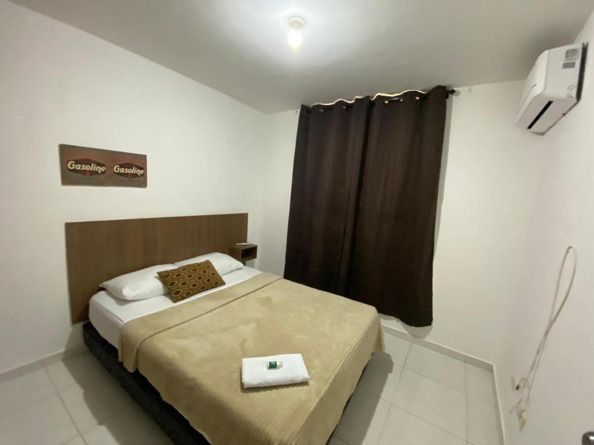 CH1 Bonito apartamento amoblado en condominio RNT 1O8239 - Housity