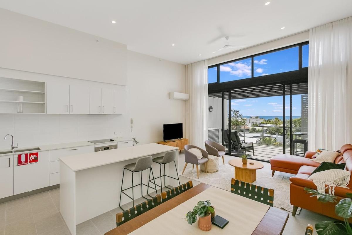 Relaxed Beachside Stay in Cabarita - Housity