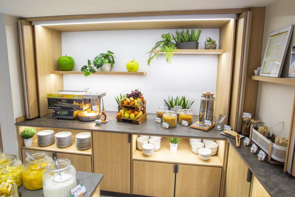 Cuisine ou kitchenette dans l'établissement Eden Hotel & Spa