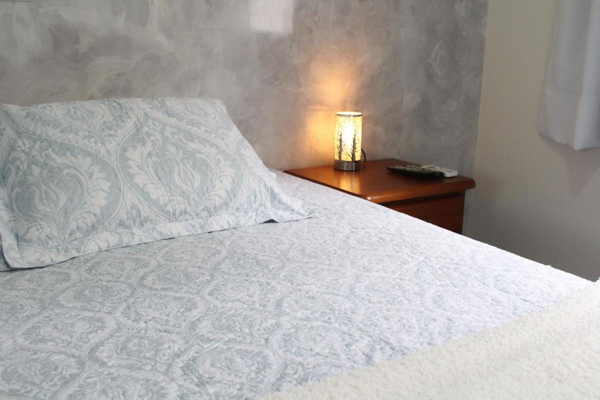 ARQ Inn Hotel - Housity