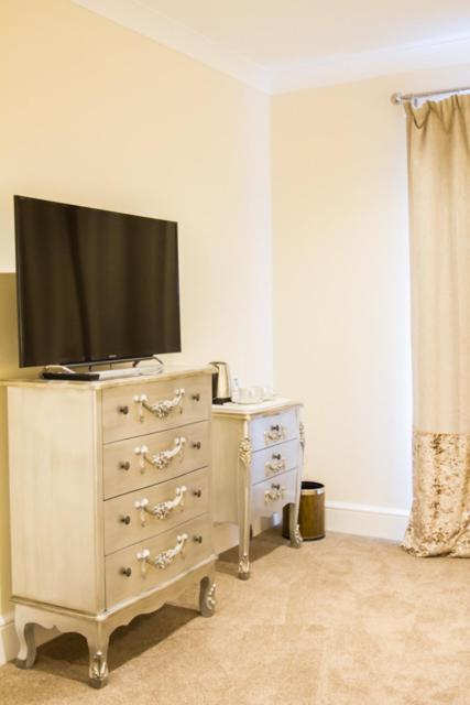 Fair Oak House Exeter Airport - Housity