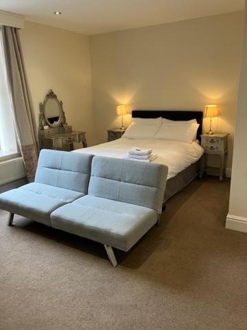Fair Oak House Exeter Airport - Housity