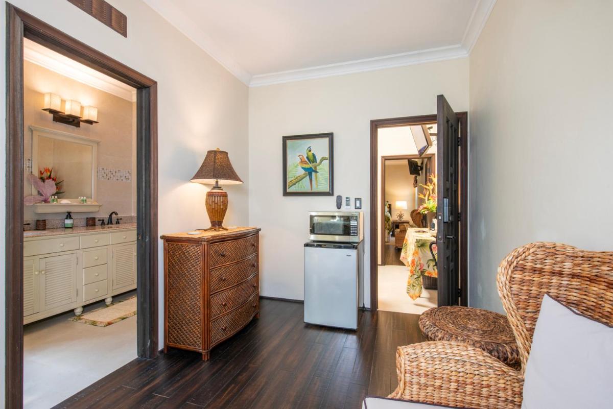 The Pilot House - Housity