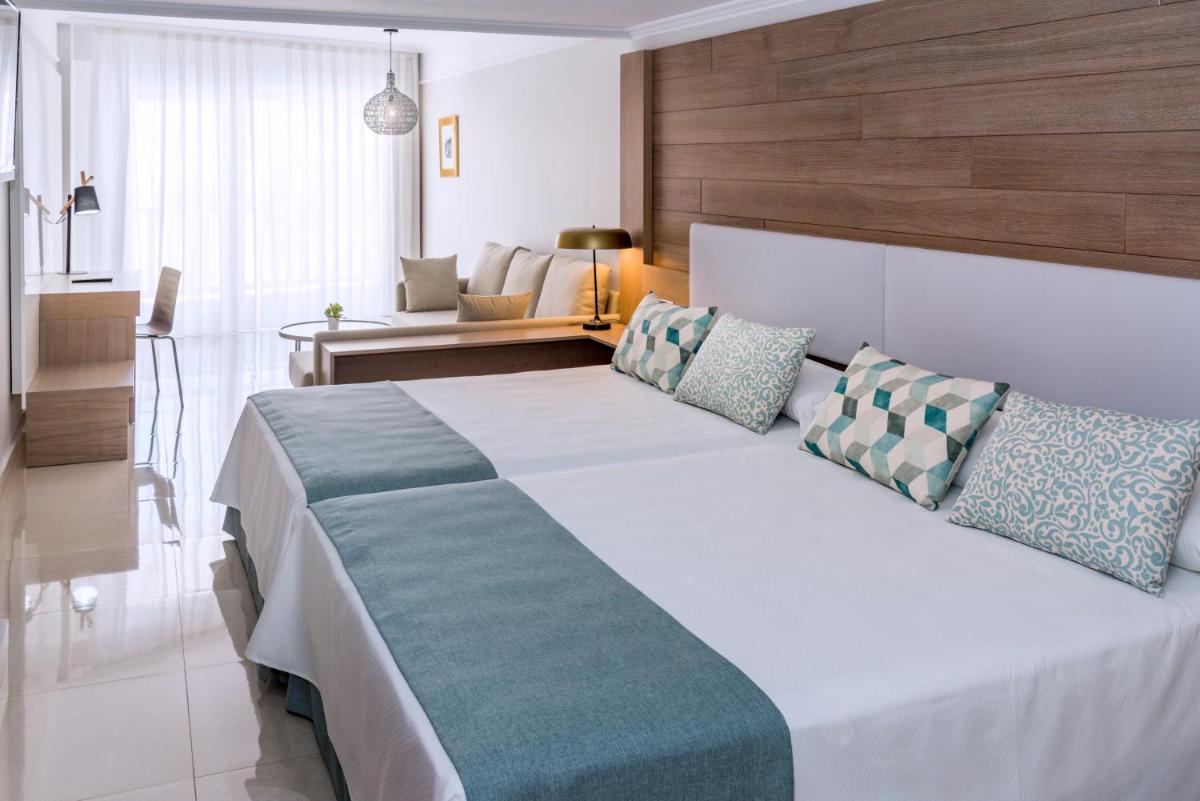 Cama o camas de una habitación en Mediterraneo Bay Hotel & Resort