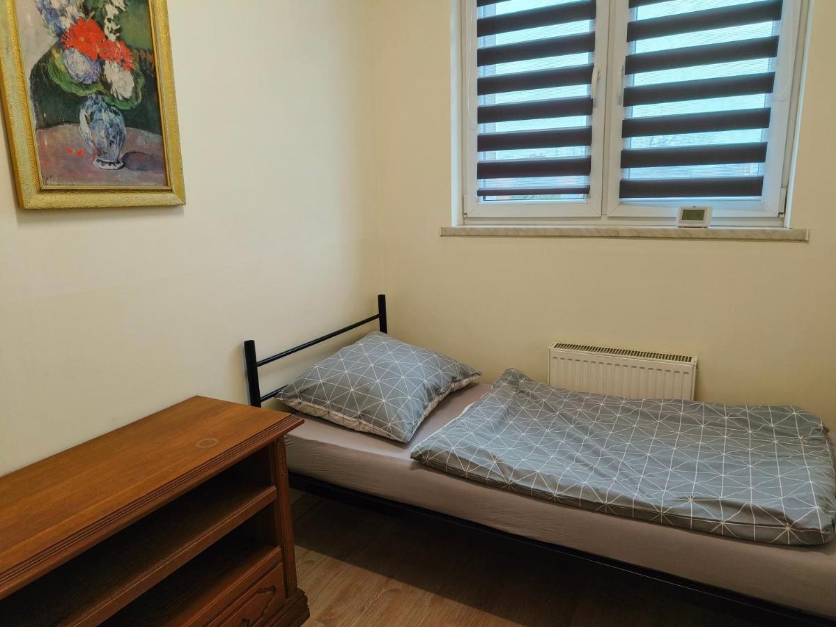 Hostel Lisięcice - Housity