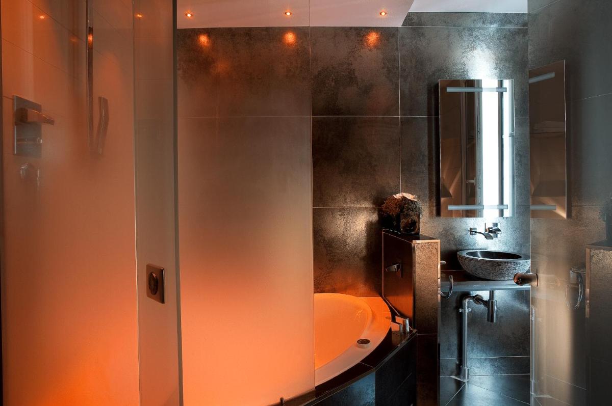 Photo de la galerie de l'établissement Secret de Paris - Hotel & Spa, à Paris