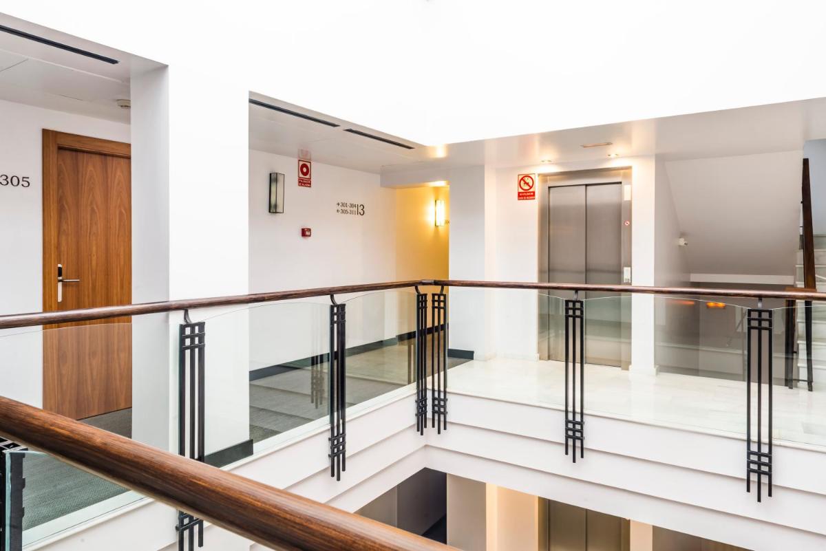 Monjas del Carmen Hotel - Housity