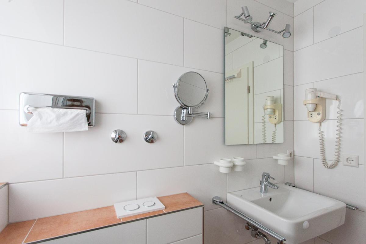 Hotel garni Schacherer - Housity