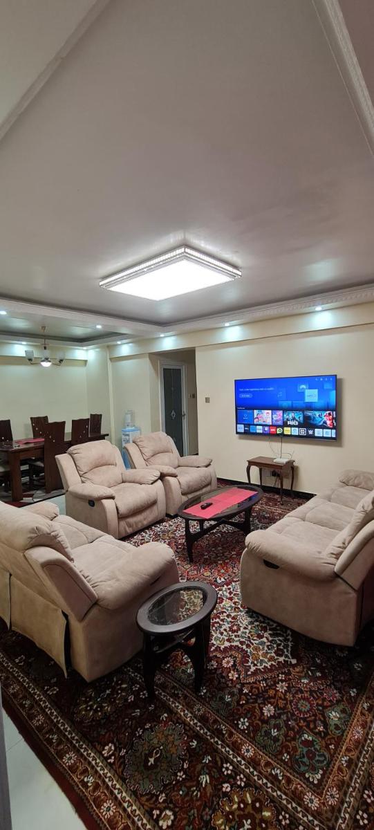 One bedroom near Adam's Arcade - Housity