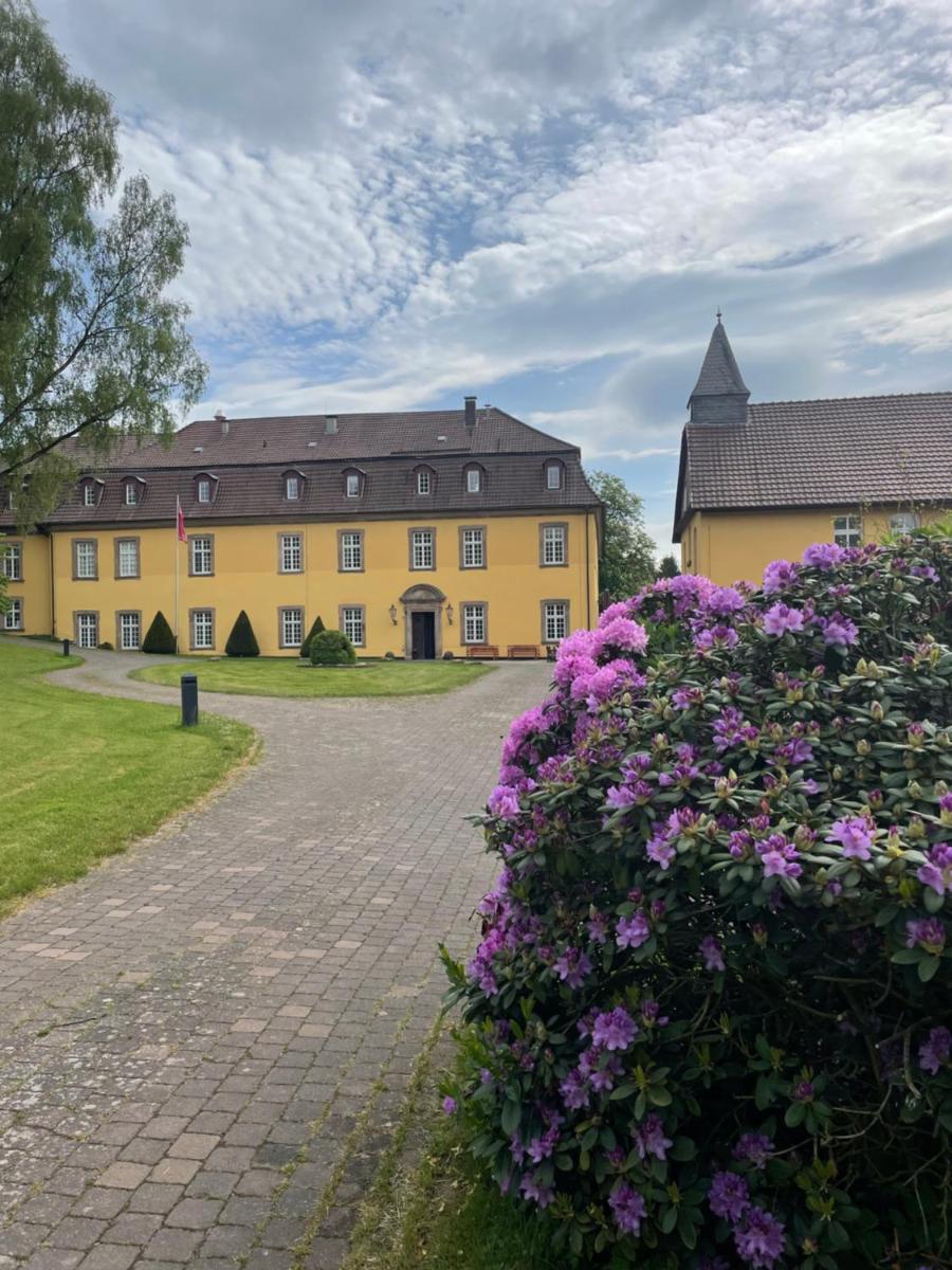 Hotel Schloss Höhnscheid - Housity