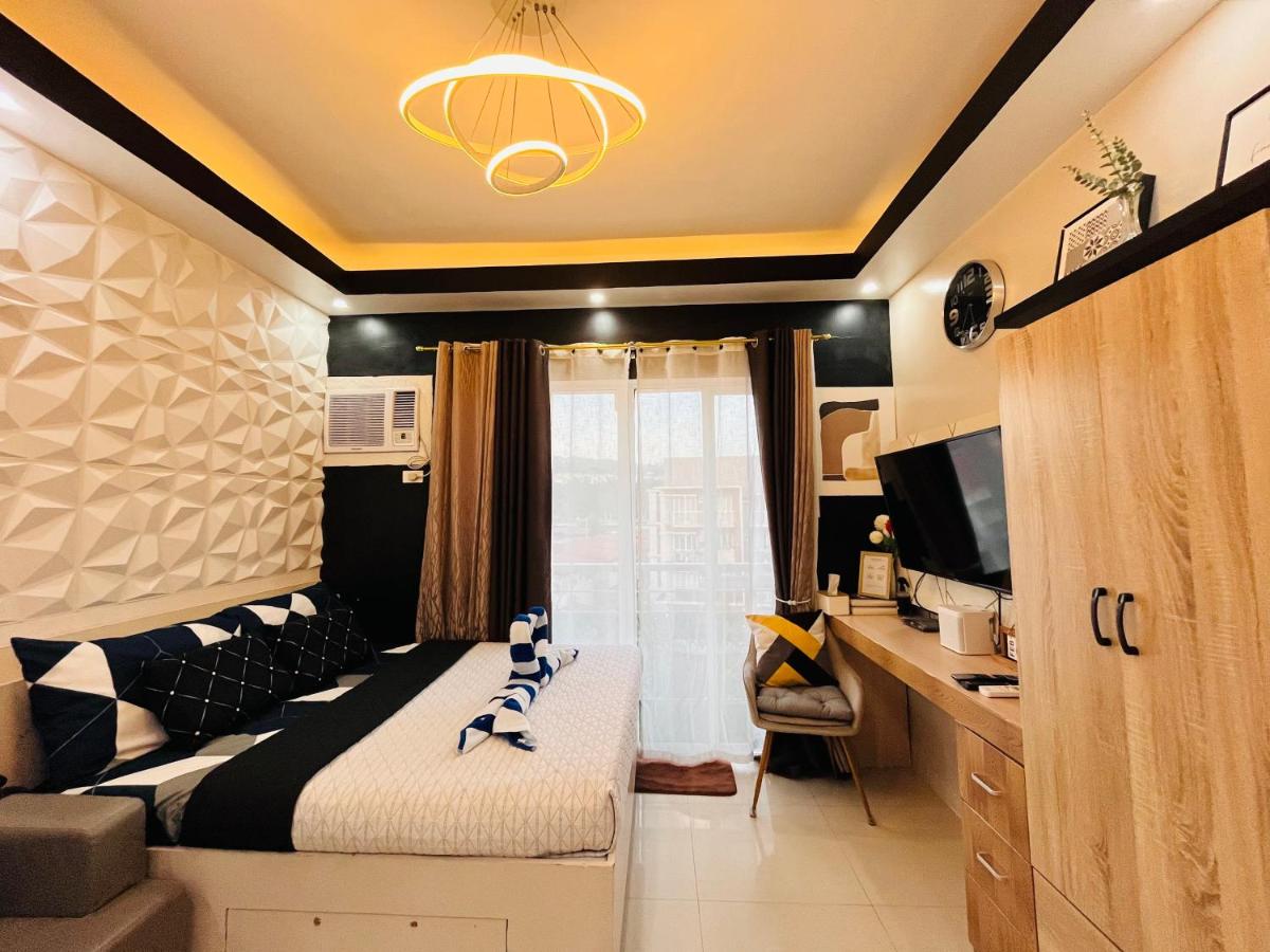 Azehr's Walk Up and Cozy Condo - Housity