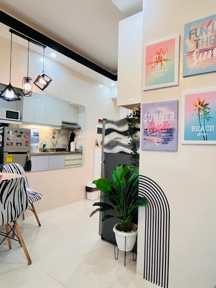 Azehr's Walk Up and Cozy Condo - Housity