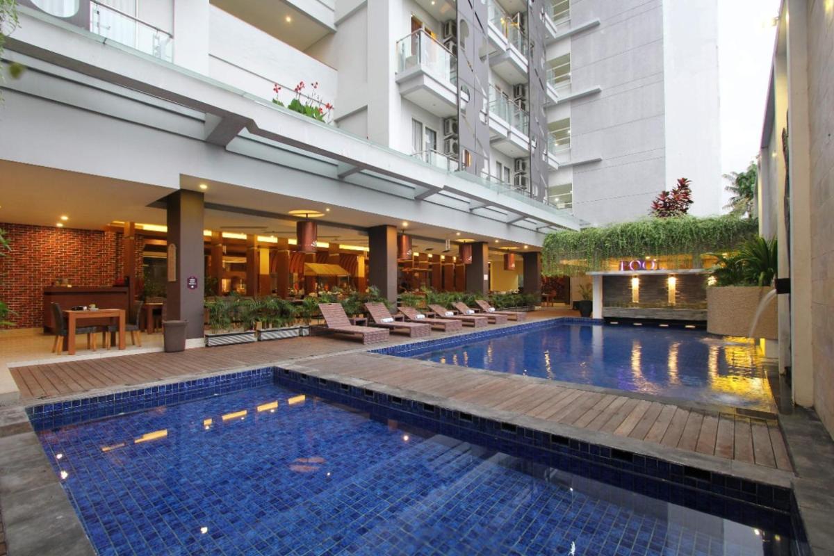 Crystal Lotus Hotel Yogyakarta - Housity