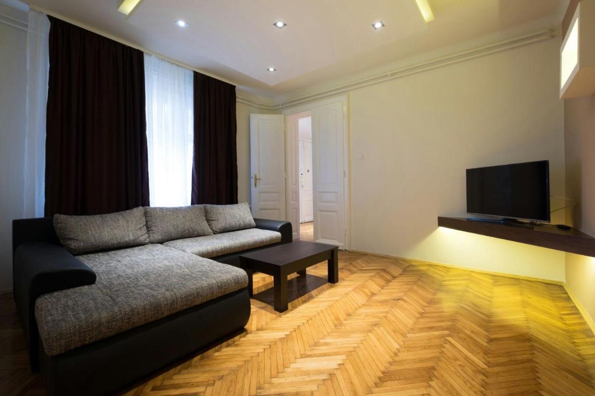 Central Apartments - Housity