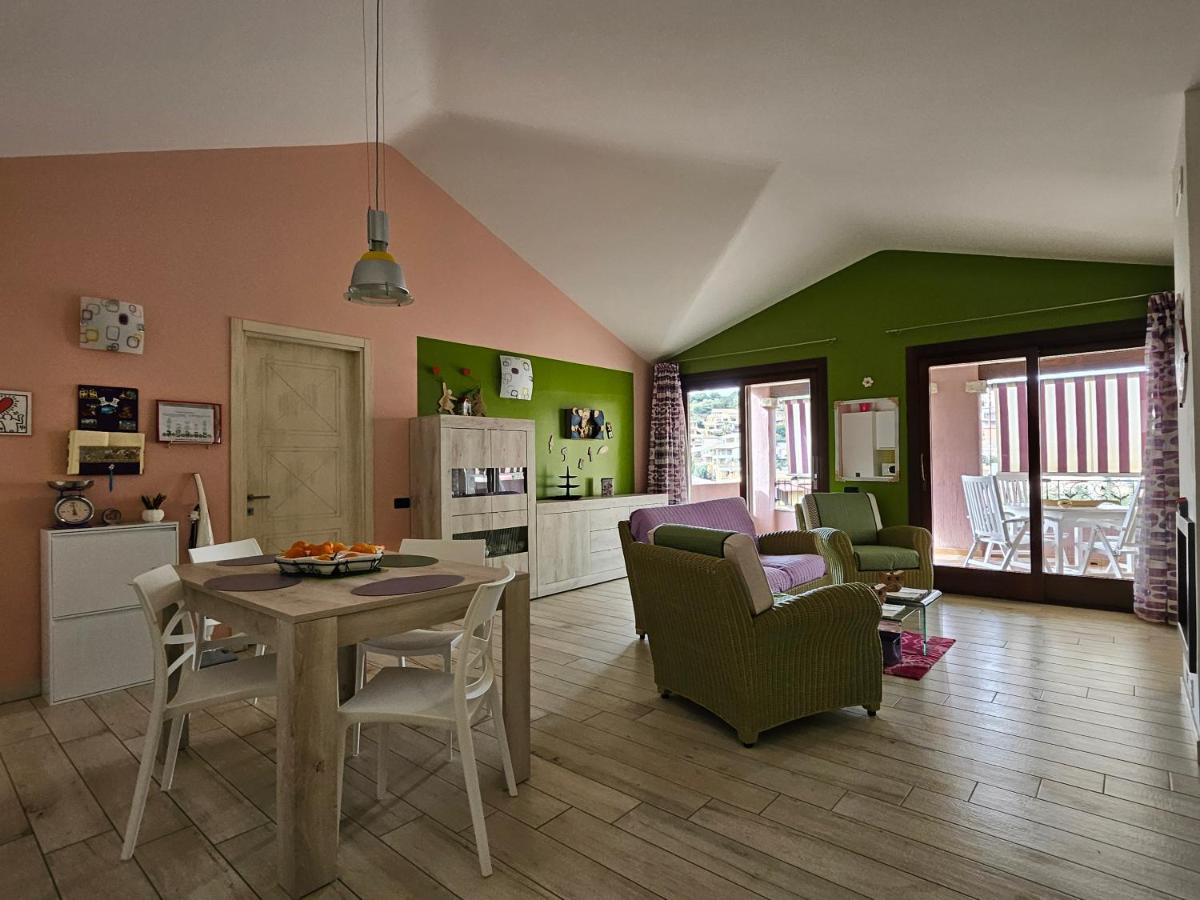 Sa Mirada Apartments - Housity