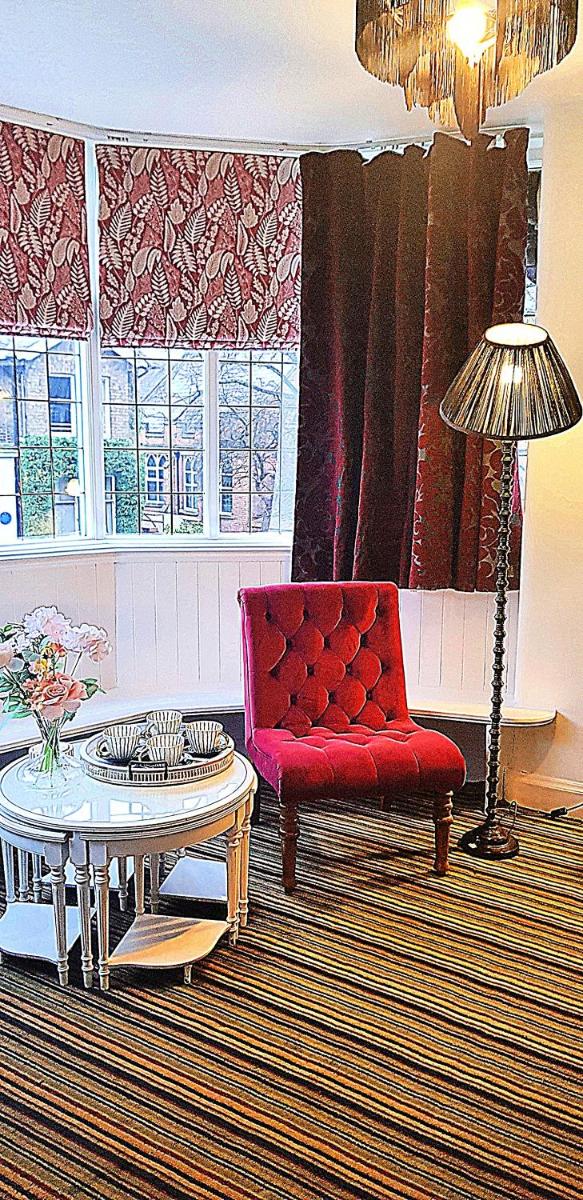 Burton Stone Inn - Housity