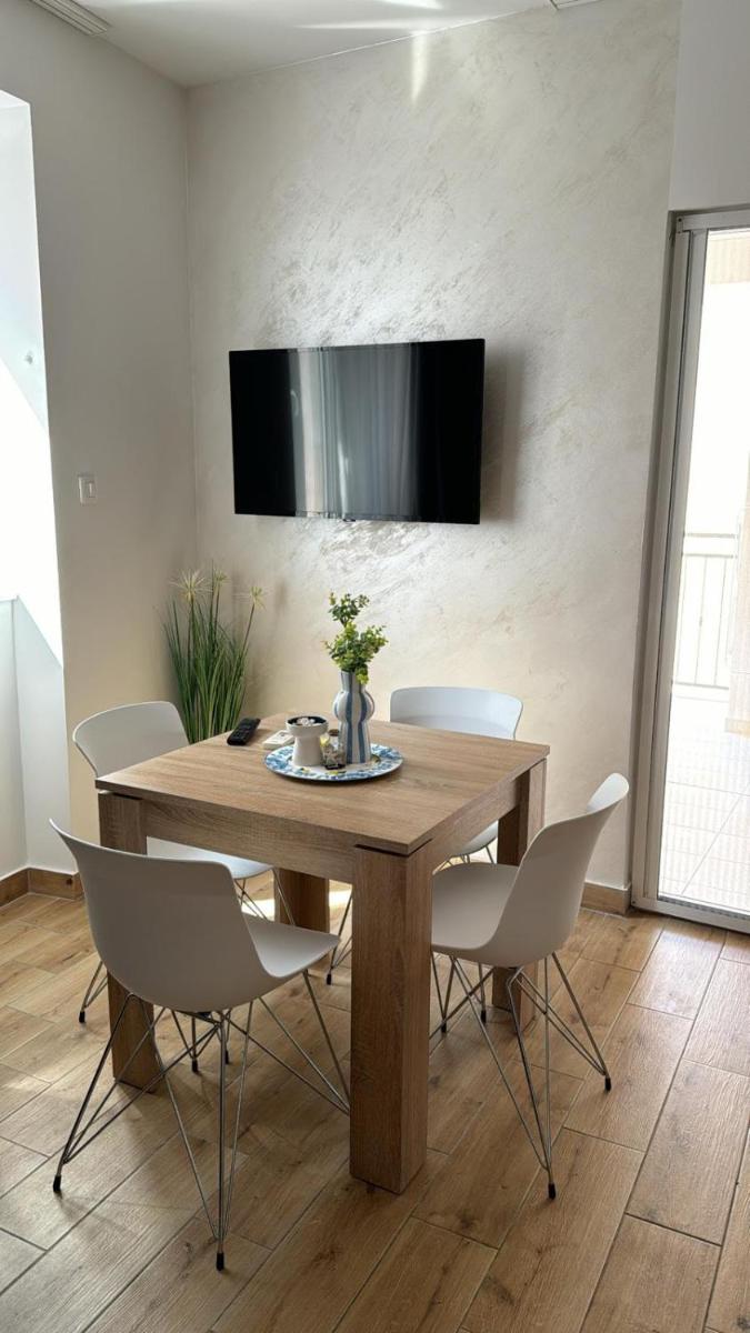 Palloma Studios - Housity