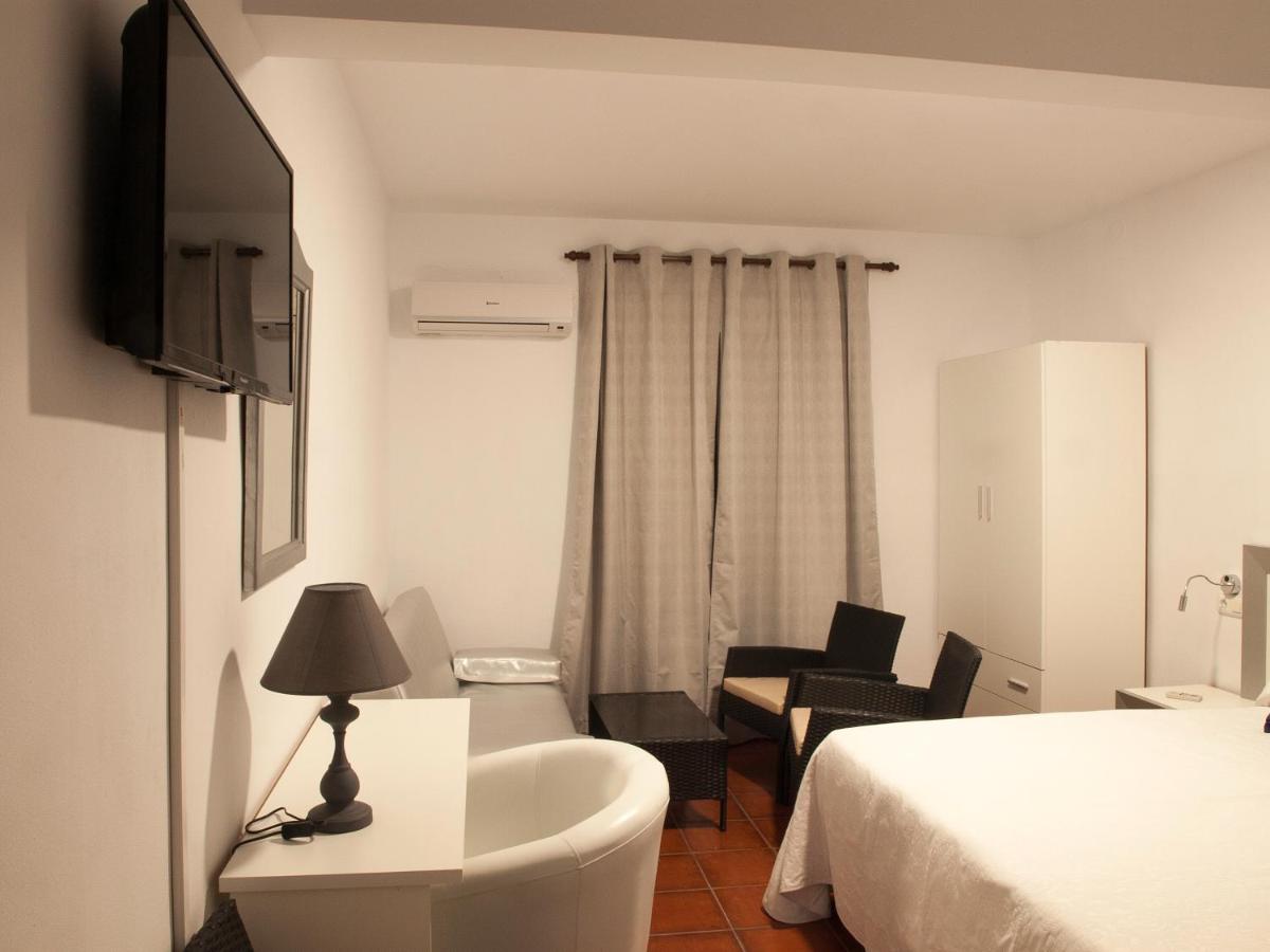 Hotel las Salinas - Housity