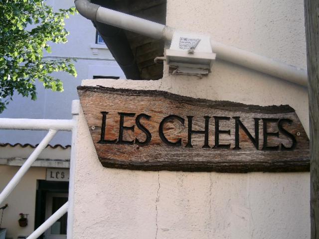 Les Chenes Chambres D'hote - Housity