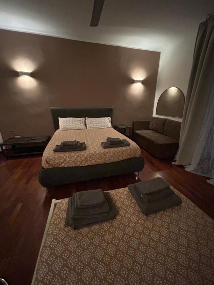 AnNì apartment Chiaia - Housity