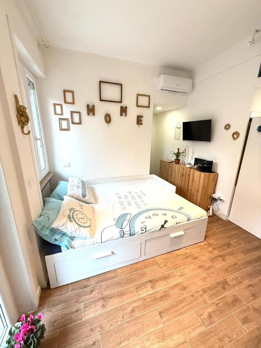 Happy House with private garden - Housity