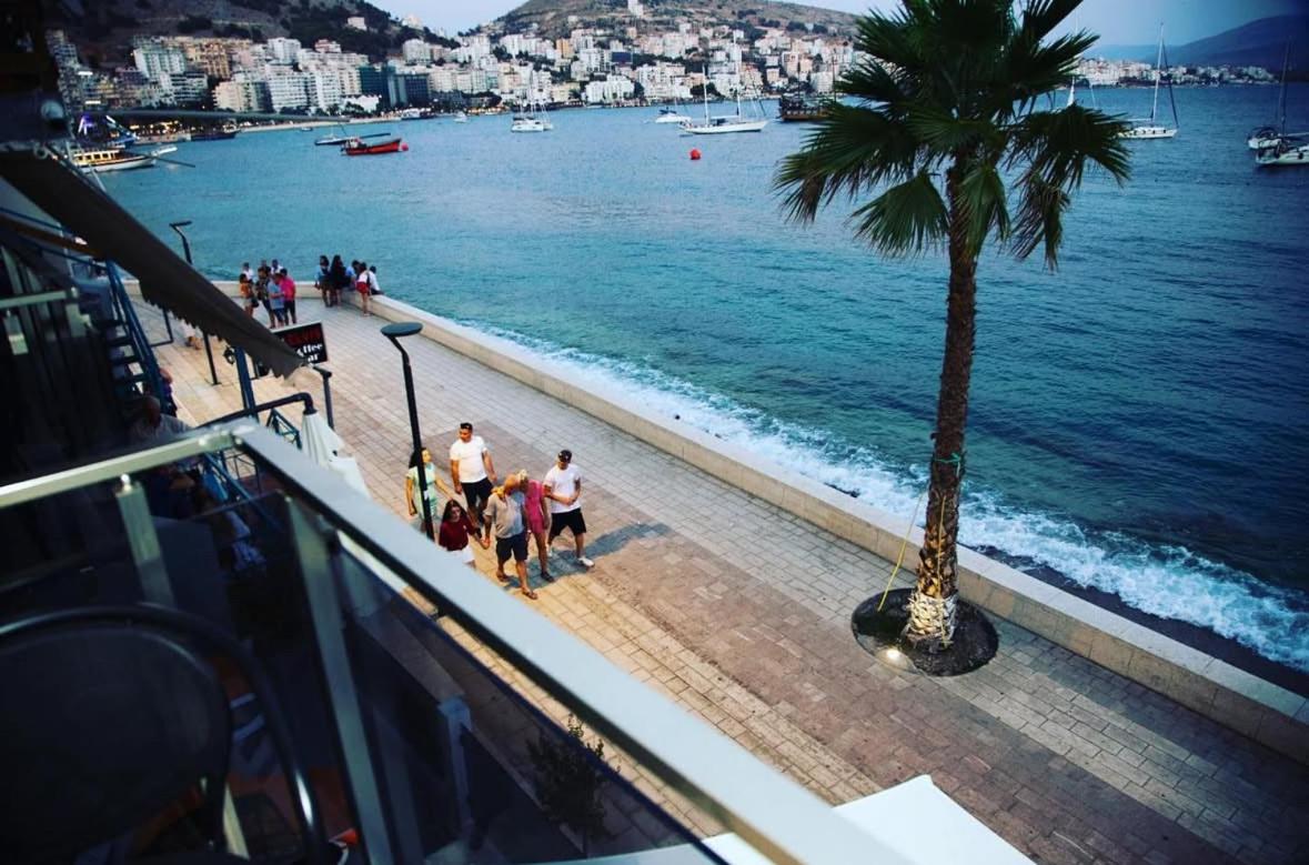 Yacht Villa - Housity