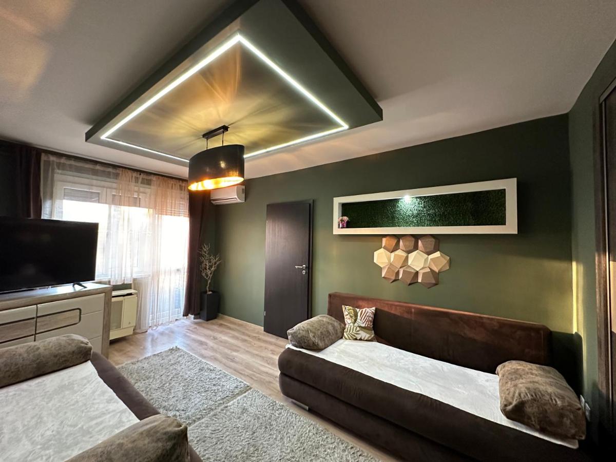 Mox Downtown Apartman - Housity