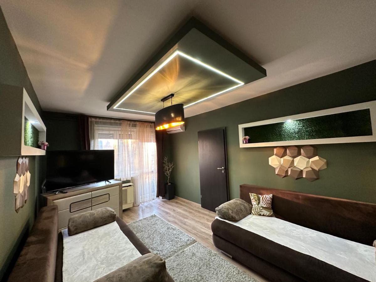 Mox Downtown Apartman - Housity
