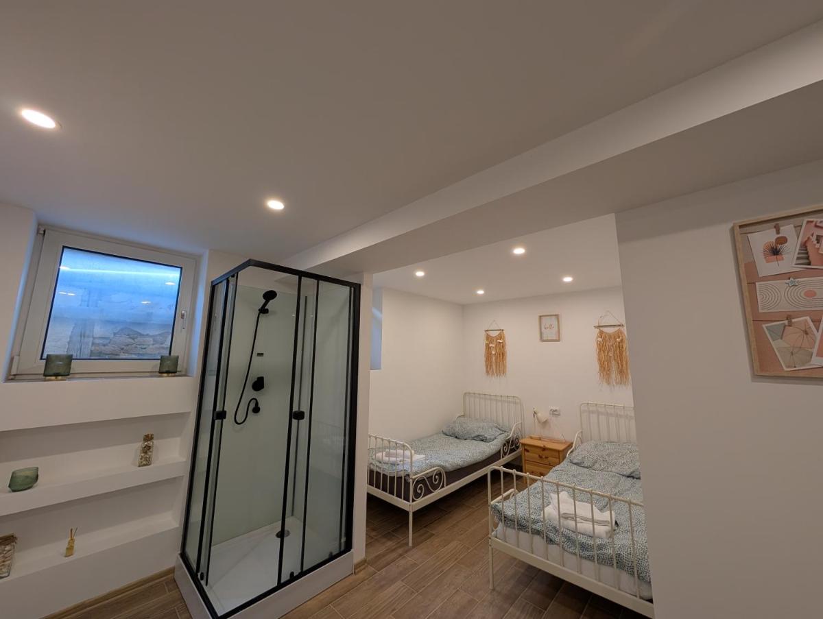 Pension Neue Linde - Housity