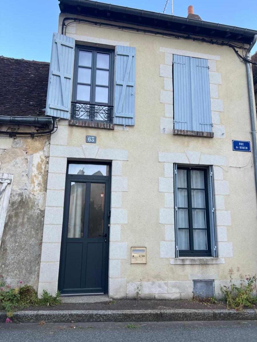 La persienne Bleue - Coeur historique de Mortagne au Perche - Housity