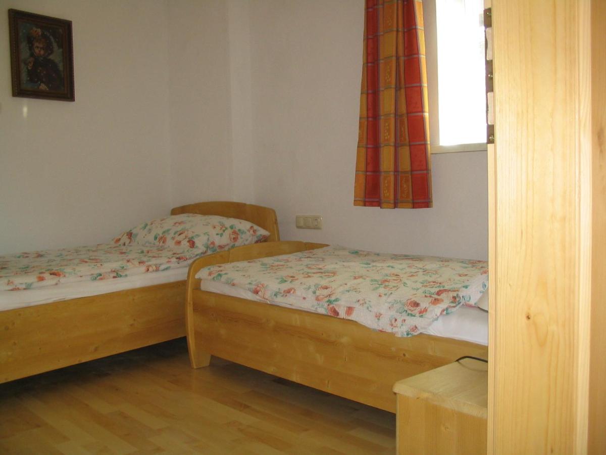Pension Sarstein - Housity