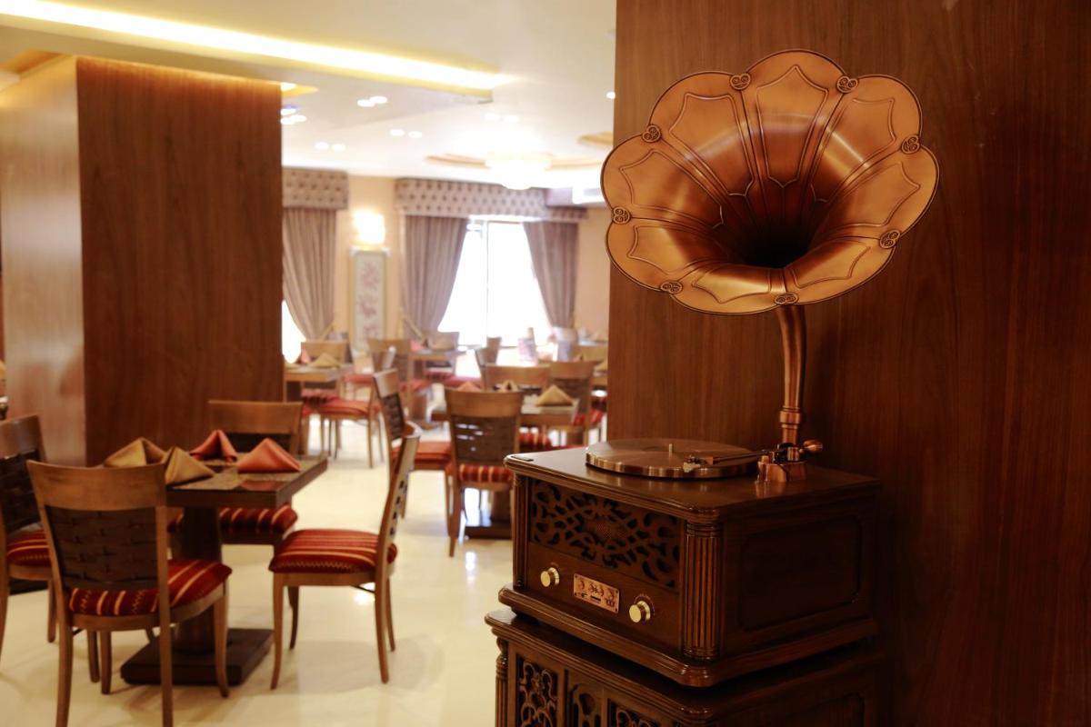Seven Roses Hotel - Hizvo