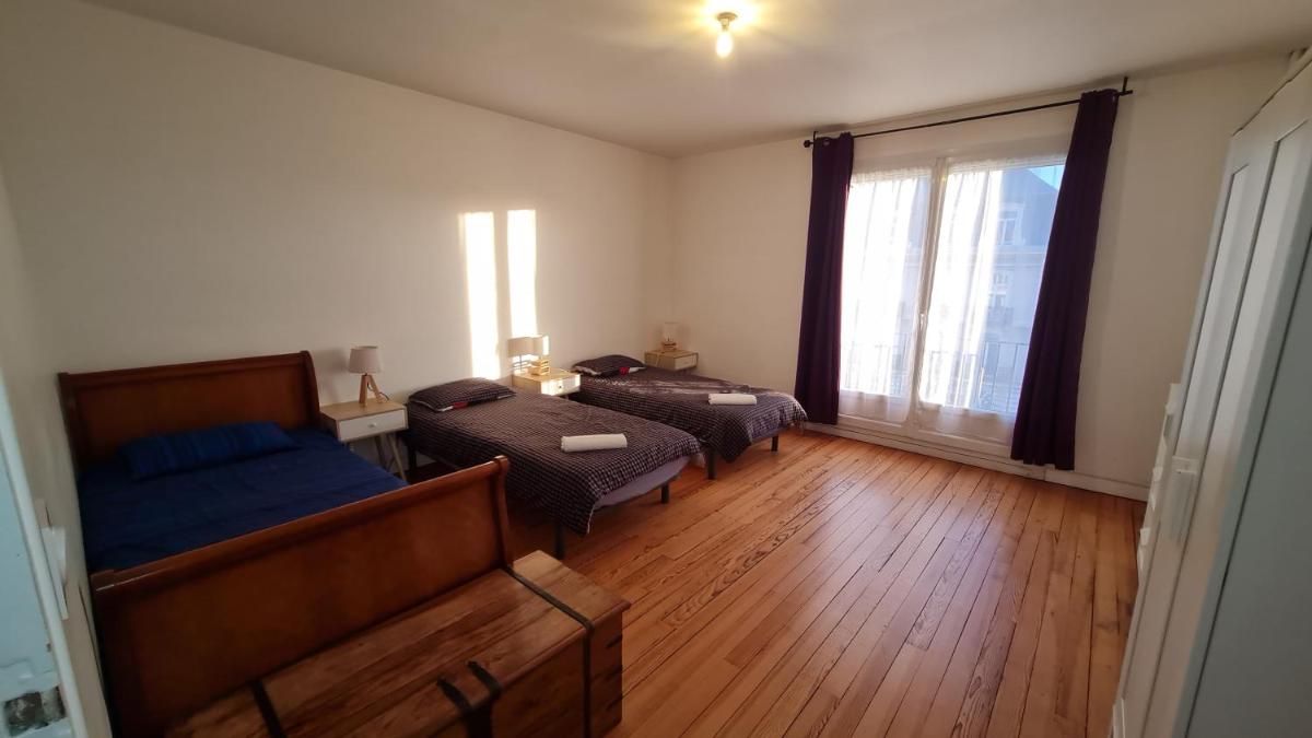 Appartement Rénové, 100 m de la gare, 83 m2, 5 Pers, Confortable et Lumineux - Hizvo