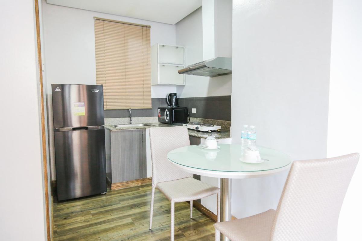 Pacific Bay Grand Suites - Hizvo