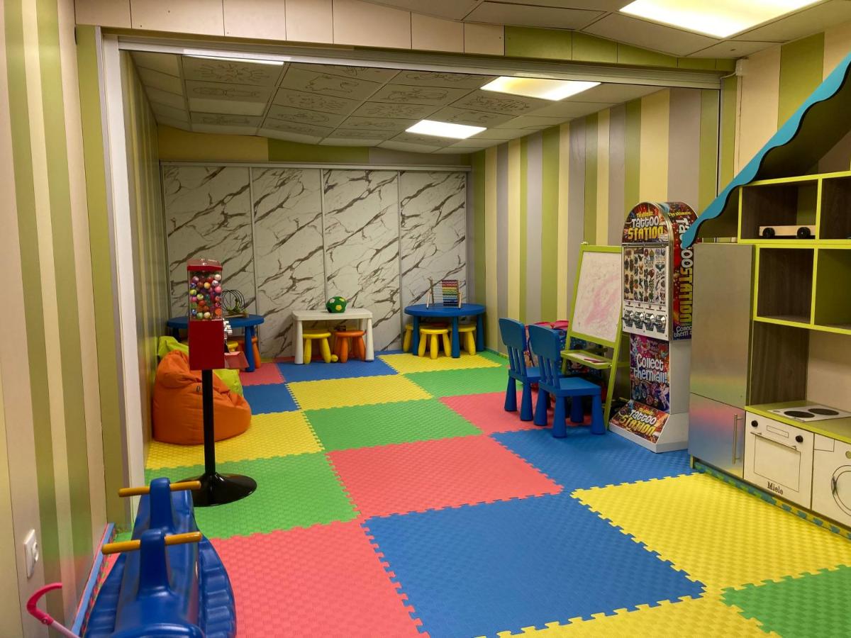 103 Degrees Hotel & Spa - Housity